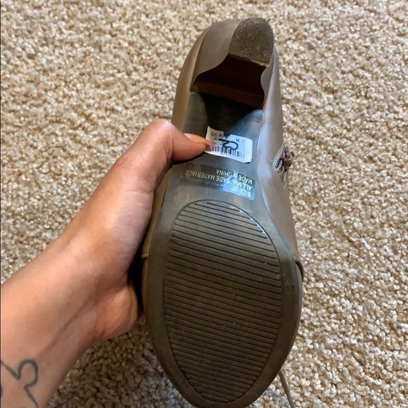 Booties - Picture 3 of 4